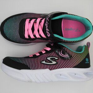 NIB Skechers Youth Girls Flicker Flash Light-up Sneakers size 4/6W